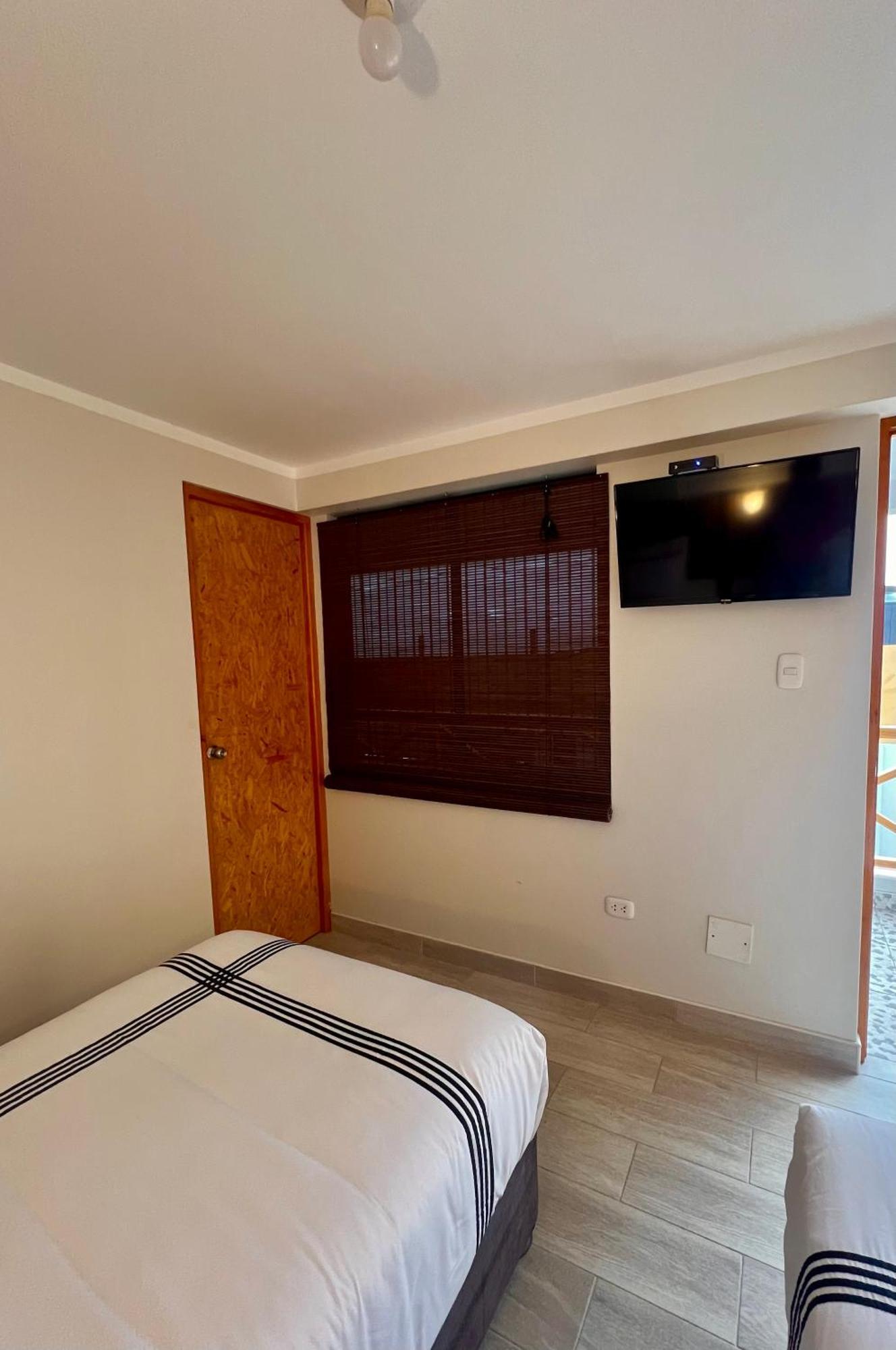 Hotel Aloha Чала Экстерьер фото
